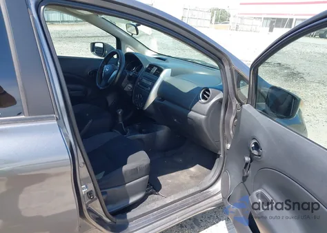 2016 Nissan Versa Note S (Sr) z USA, uszkodzony, nr VIN 3N1CE2CP8GL400312